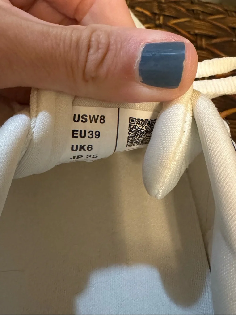 On cloud cloudsurfer - Picture 6 of 6